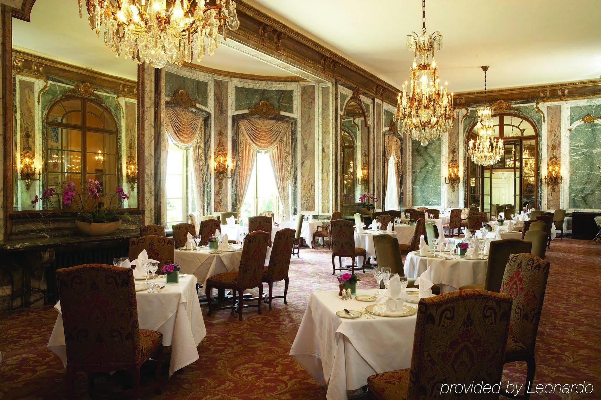 Luton Hoo Hotel, Golf And Spa Restaurante foto The restaurant in 2007